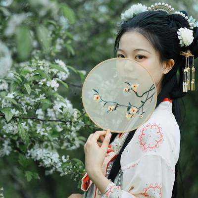 汉服模特