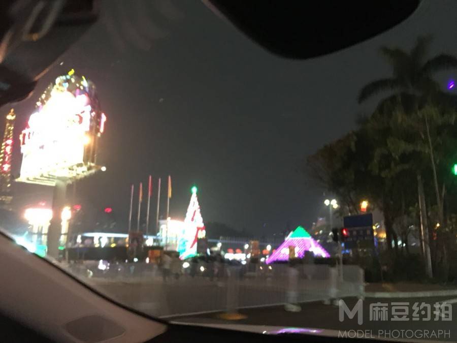 情侣模特