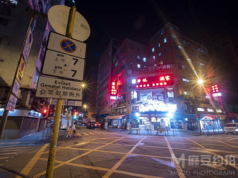 夜景模特