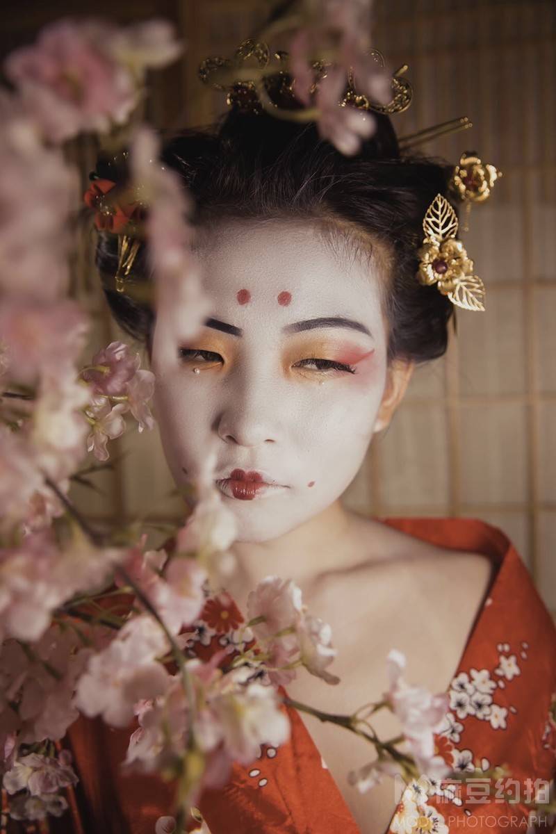 妆容模特