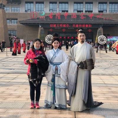 汉服模特