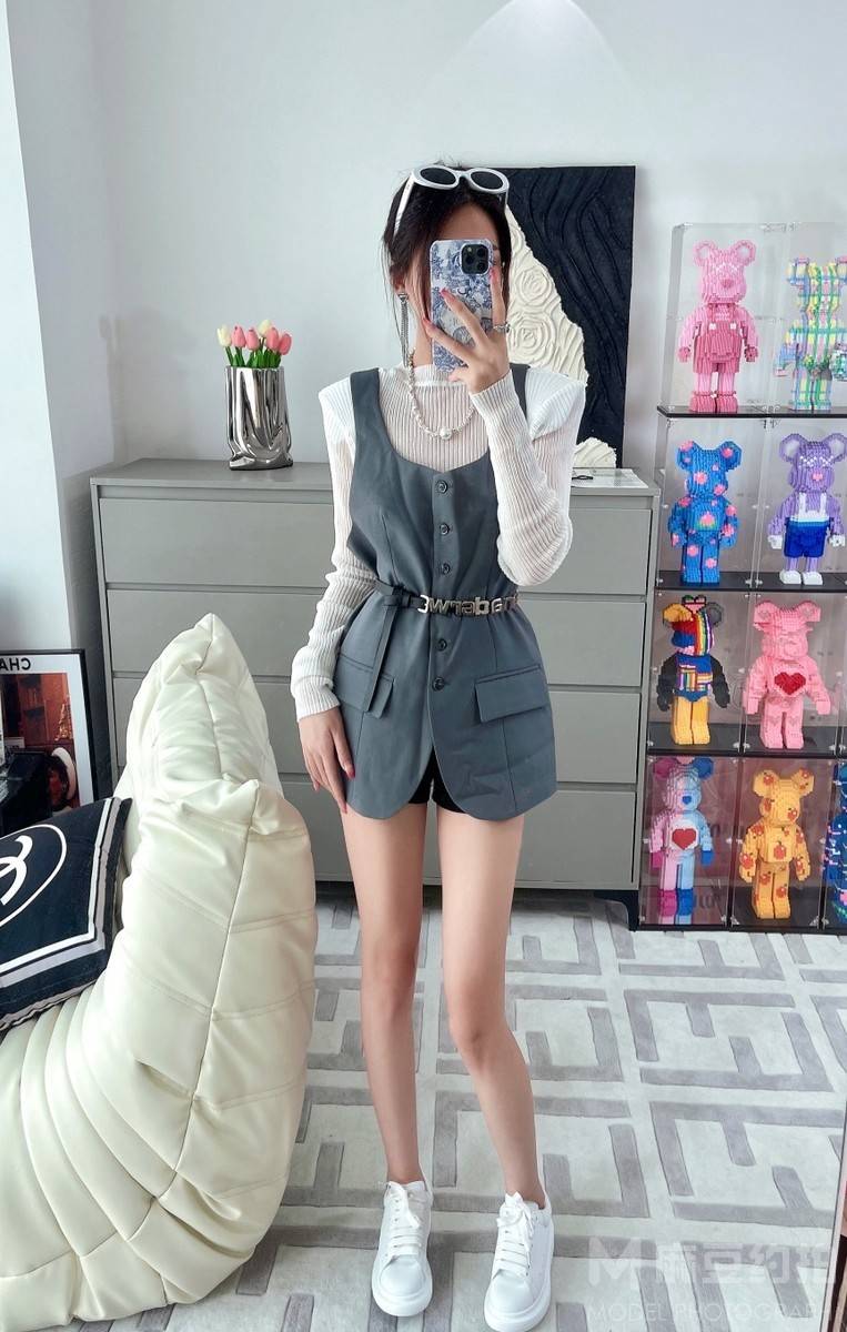 宝丽来模特