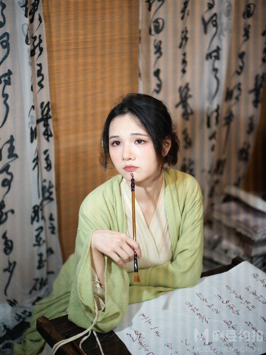 清新模特