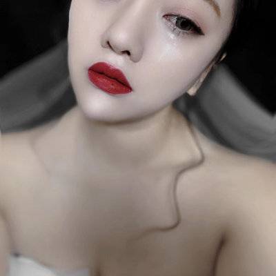 黑白模特