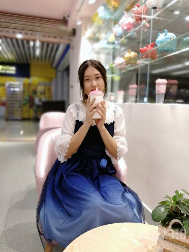 校园模特