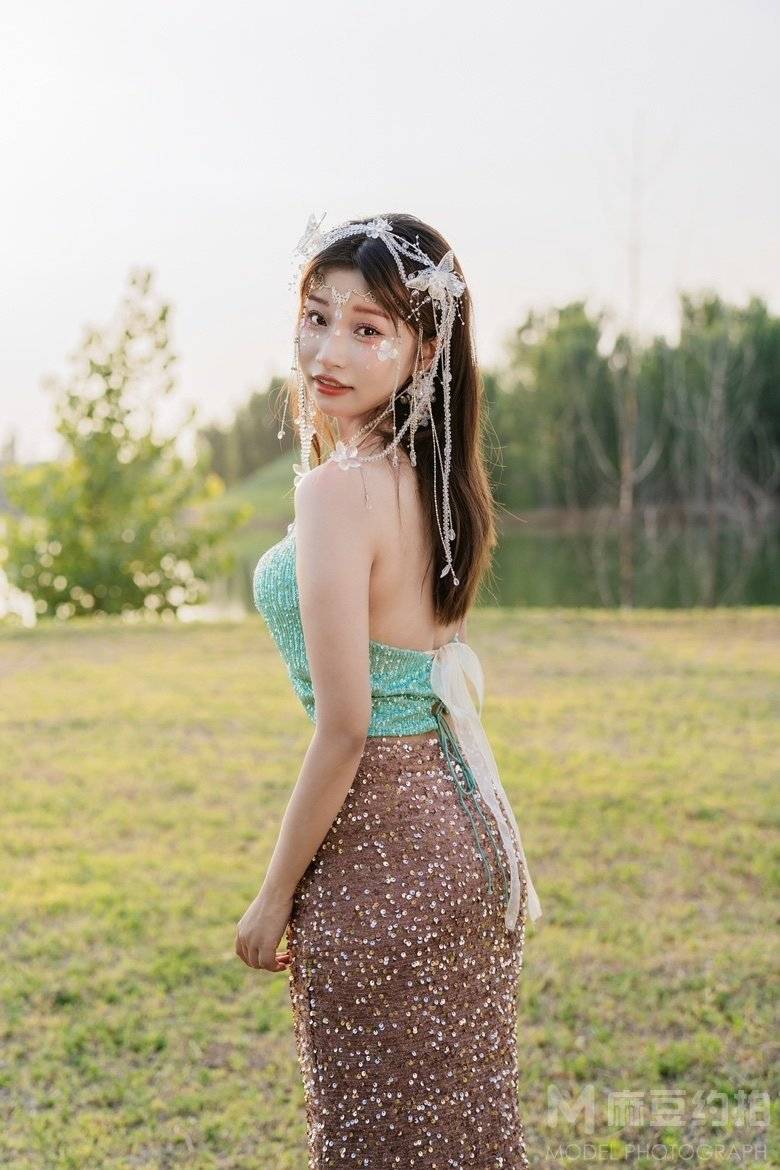 清新模特