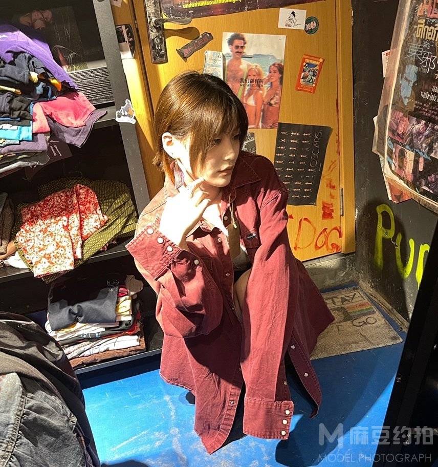 情绪模特