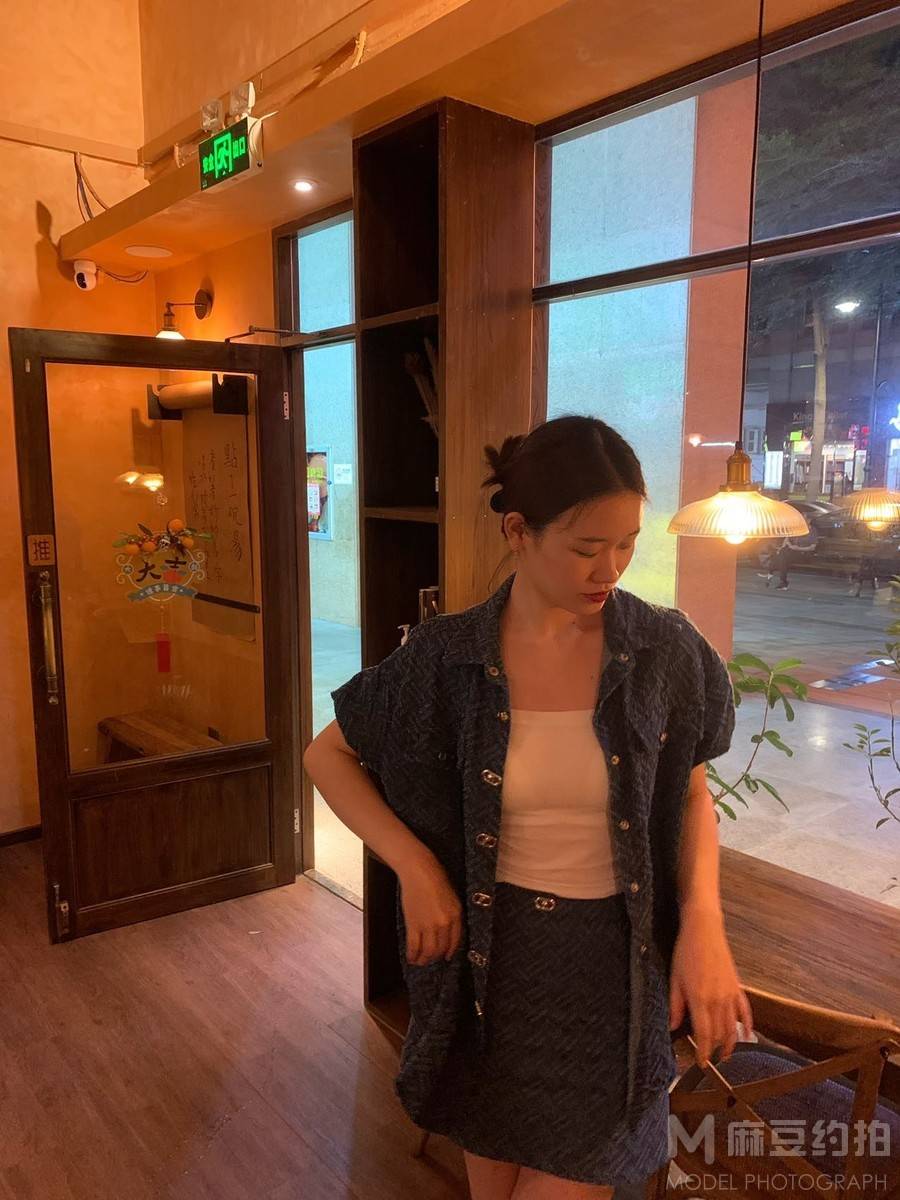 商务模特
