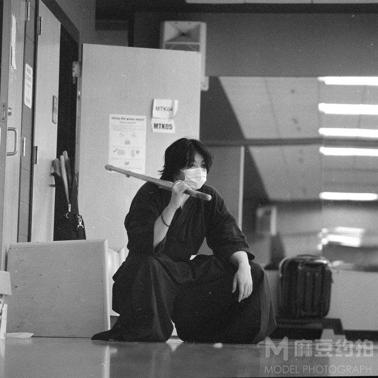 黑白模特