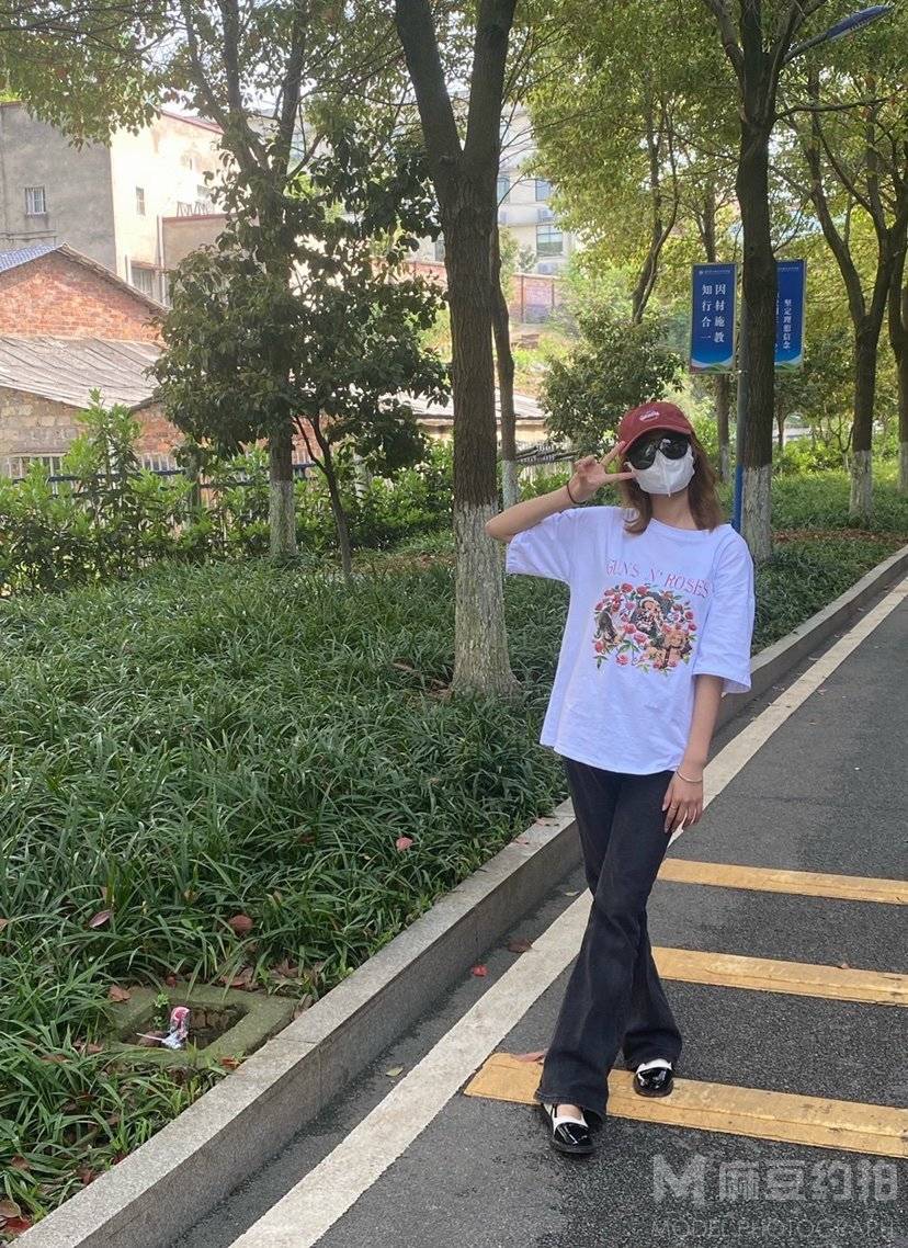 校园模特