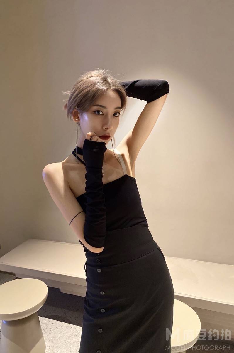 暗黑模特