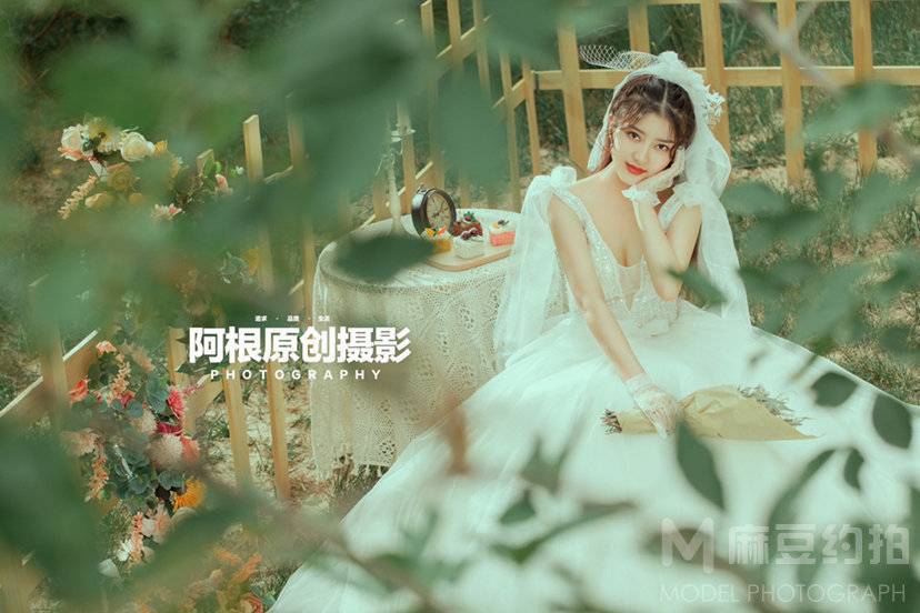 清新模特