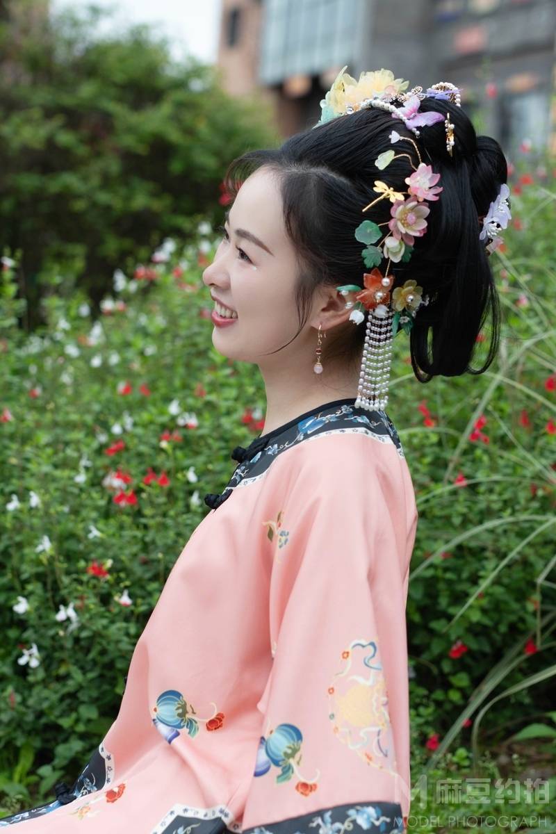 纪实模特