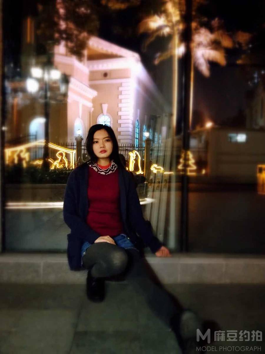 夜景模特