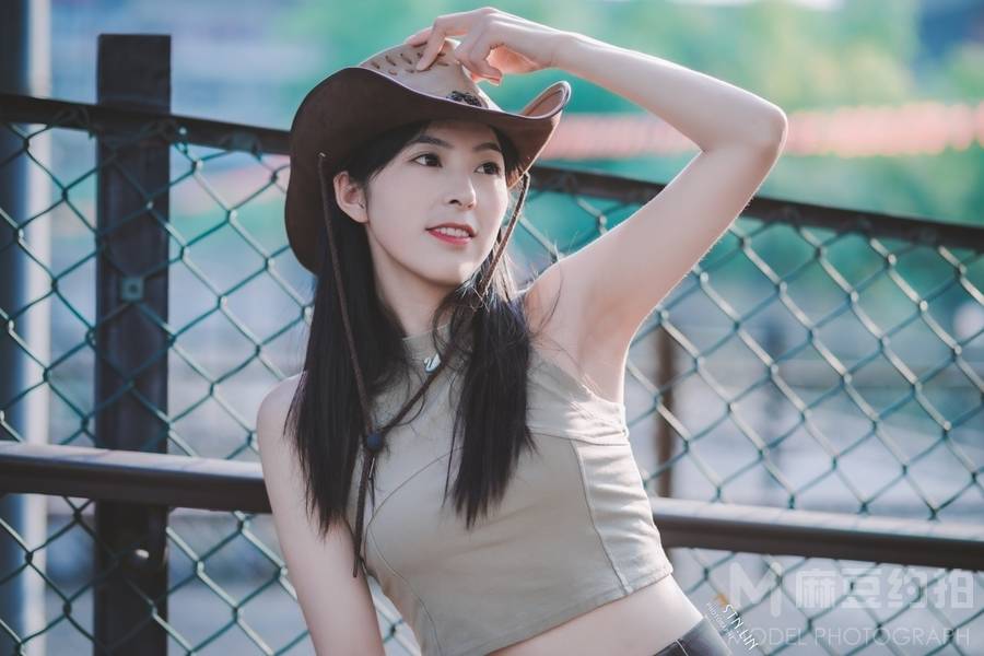 胶片模特