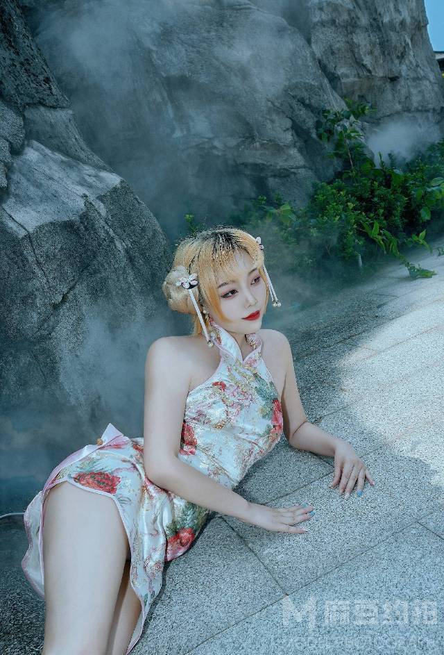 旗袍模特