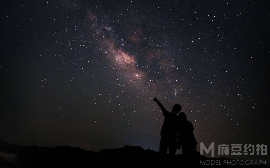 夜景模特
