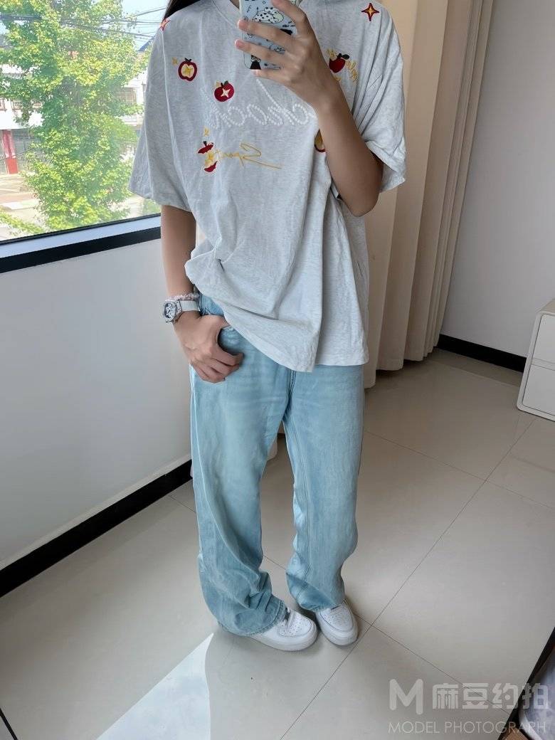 清新模特