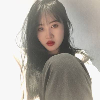 黑白模特