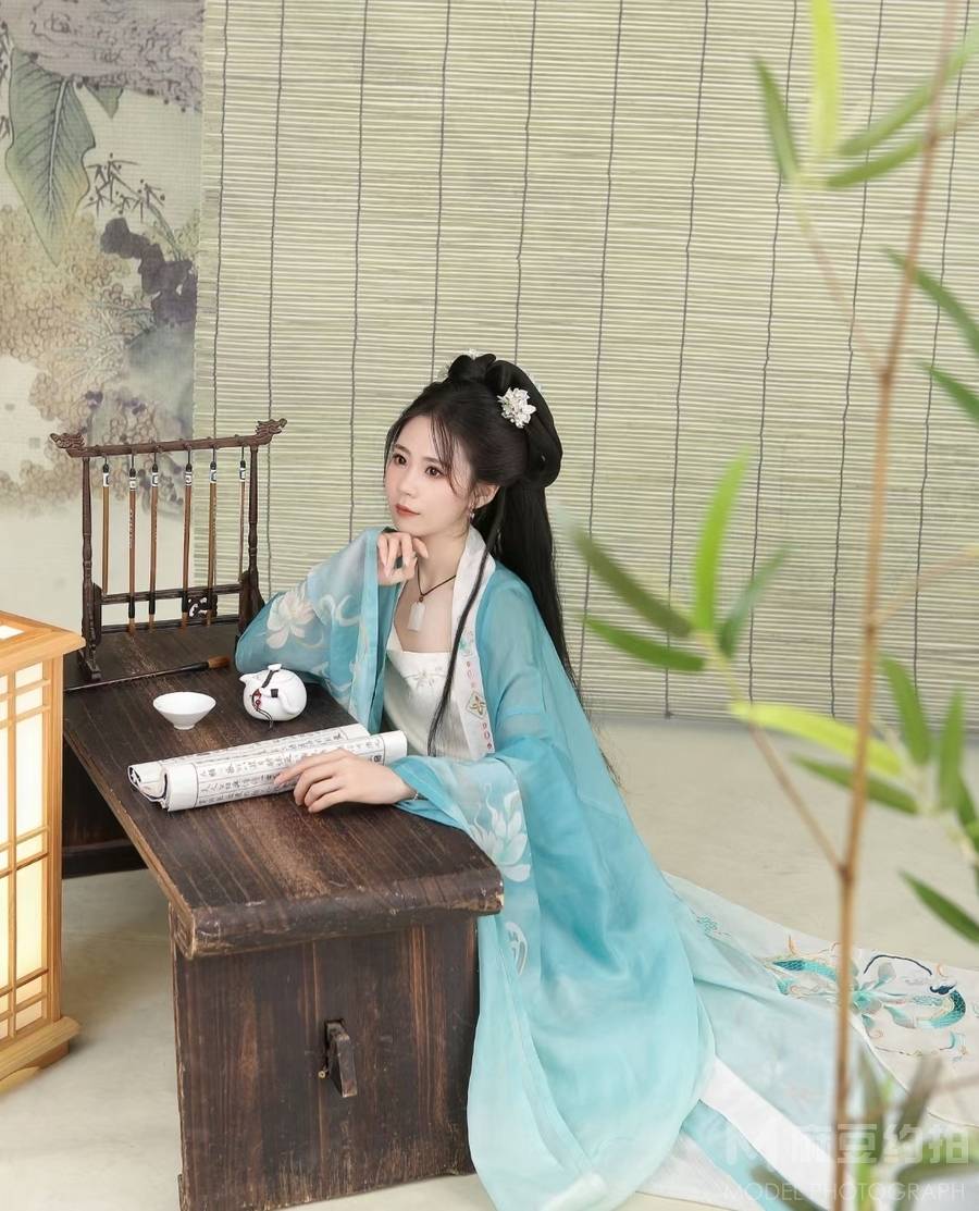民国模特