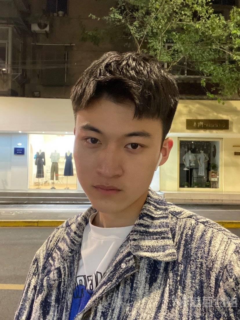 黑白模特