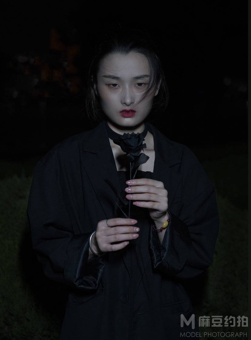 暗黑模特