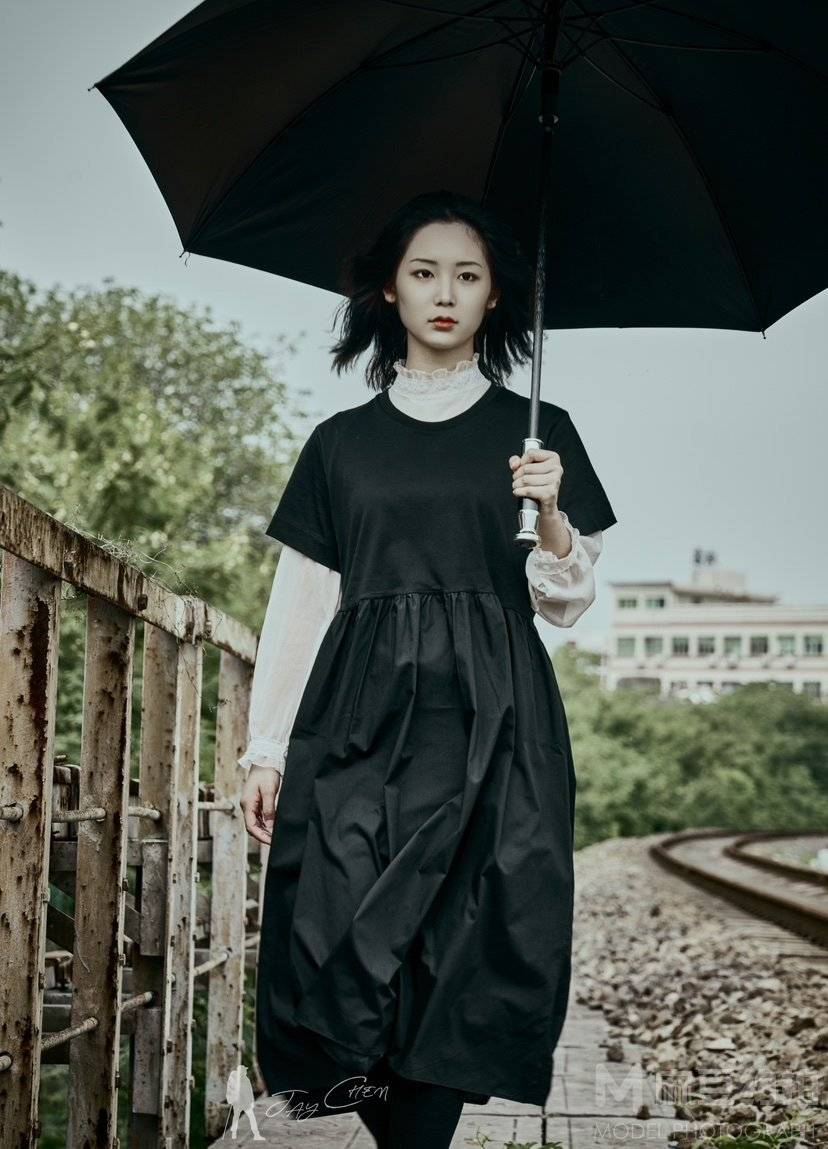 暗黑模特