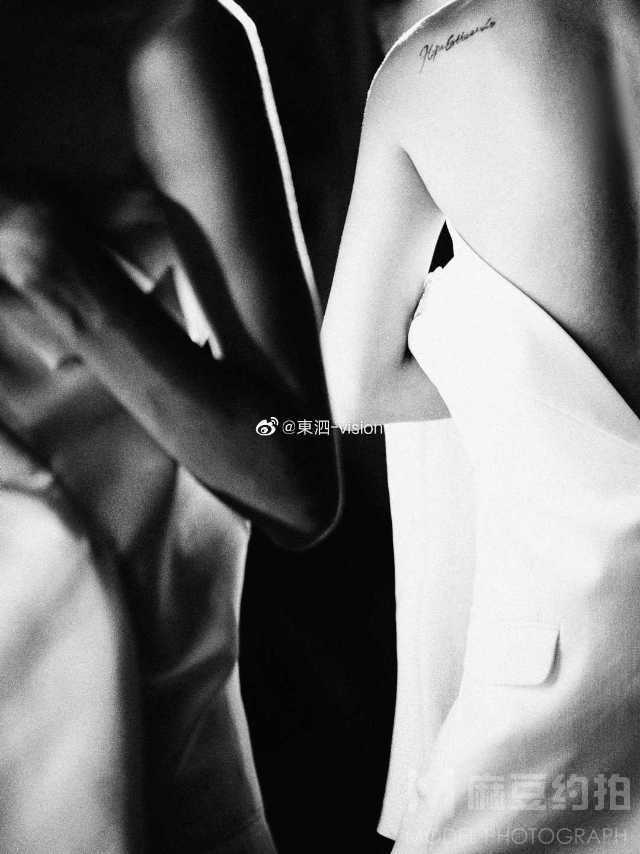 黑白模特