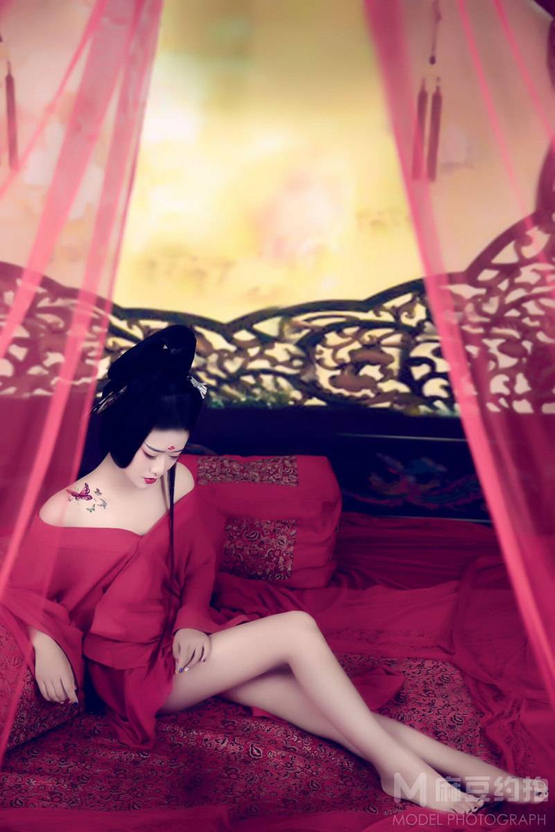 汉服模特