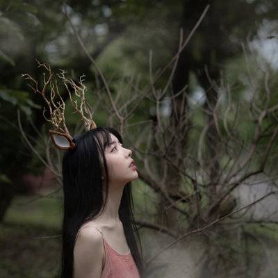 情绪模特