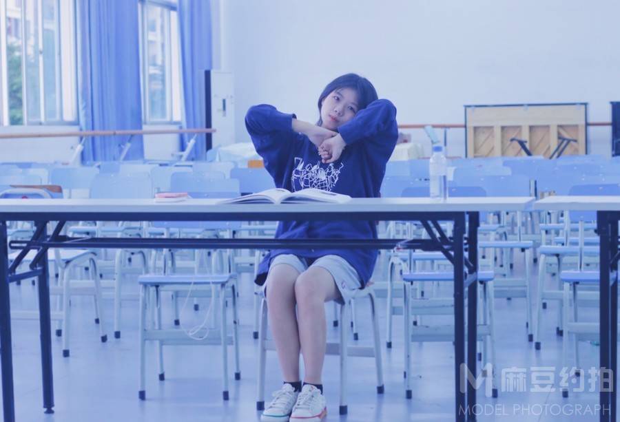 校园模特