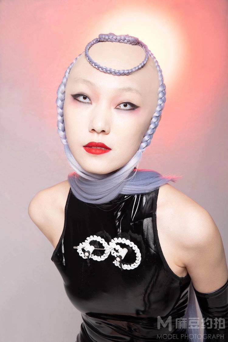 妆容模特