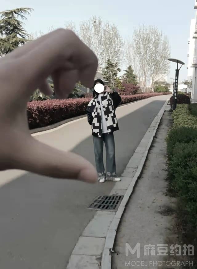 校园模特