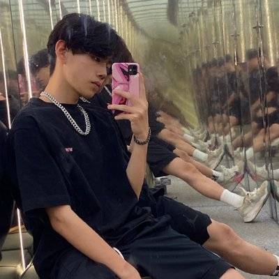 黑白模特