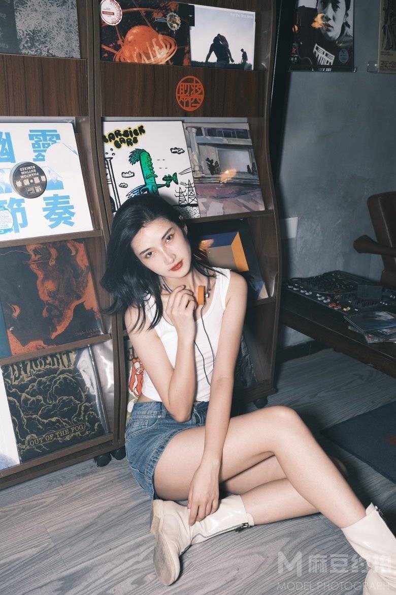 胶片模特