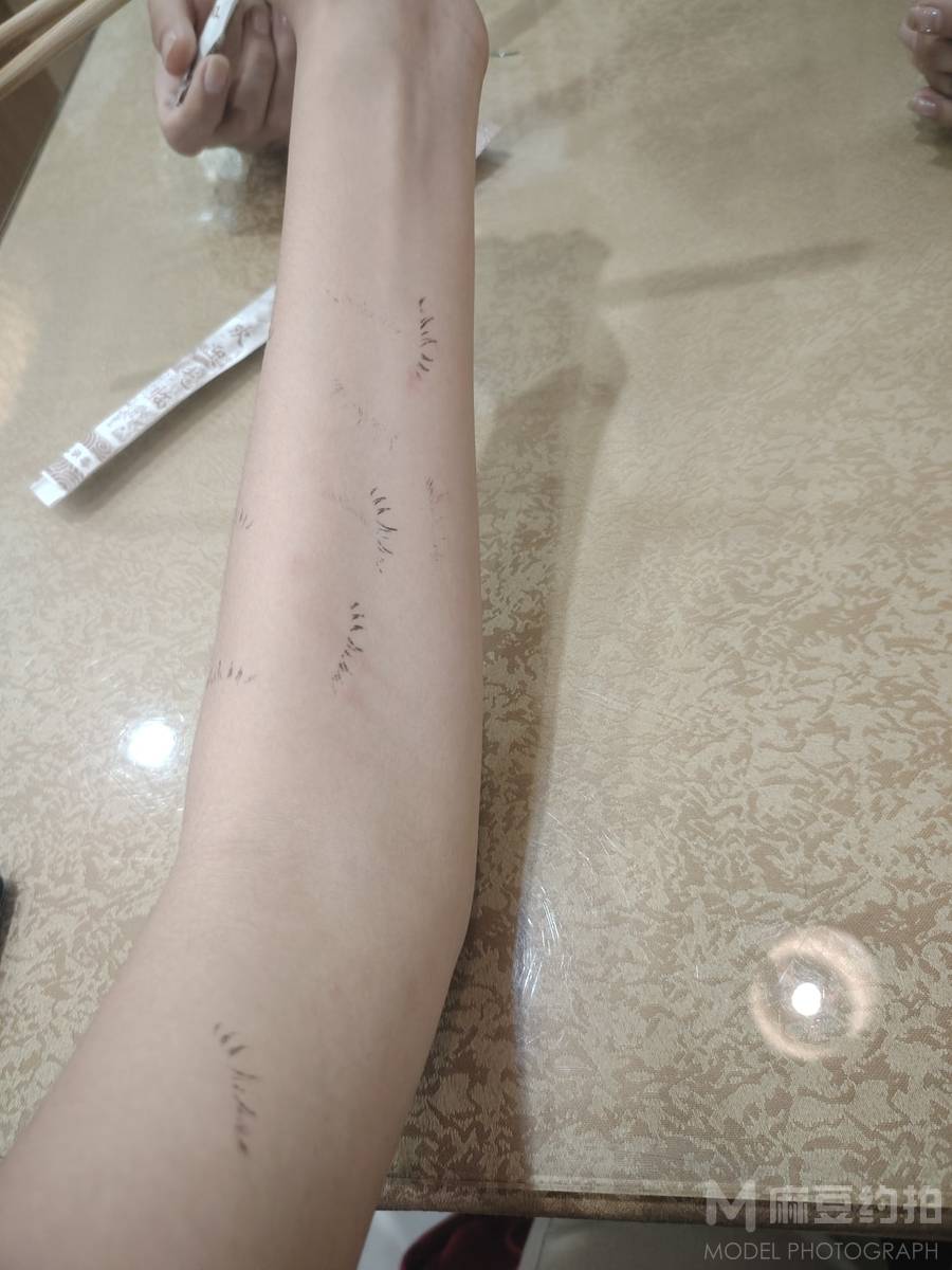 校园模特