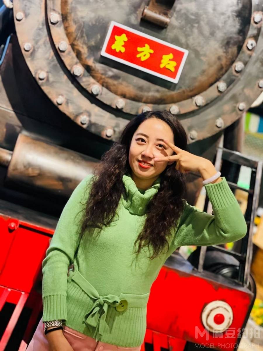 清新模特