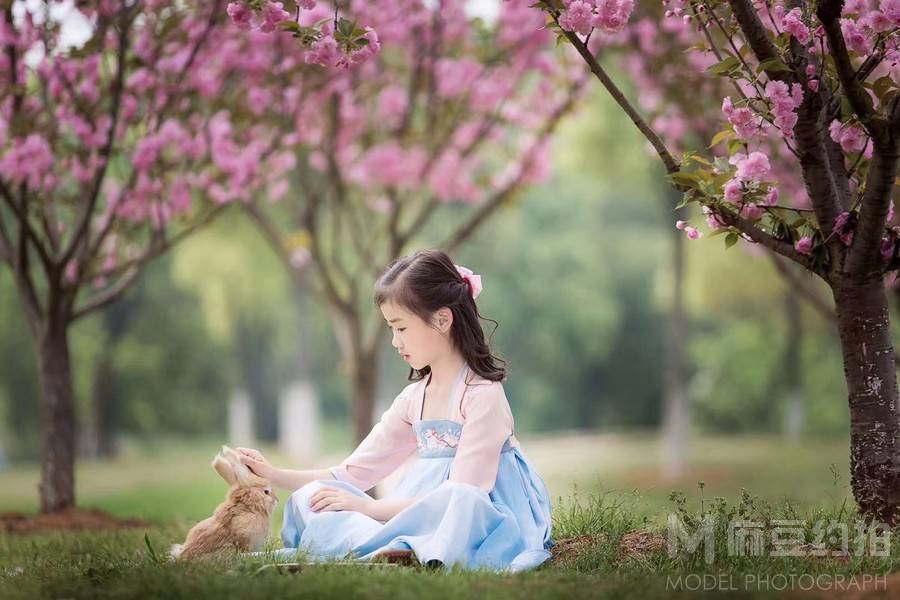 汉服模特