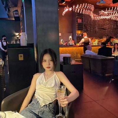 黑白模特