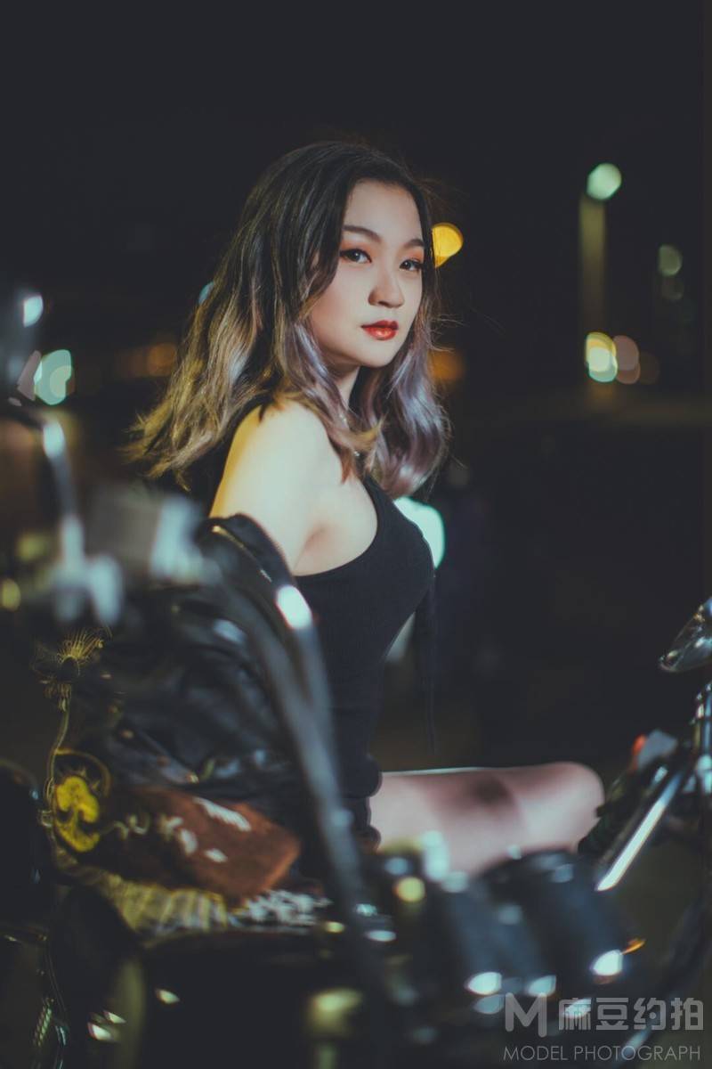 暗黑模特