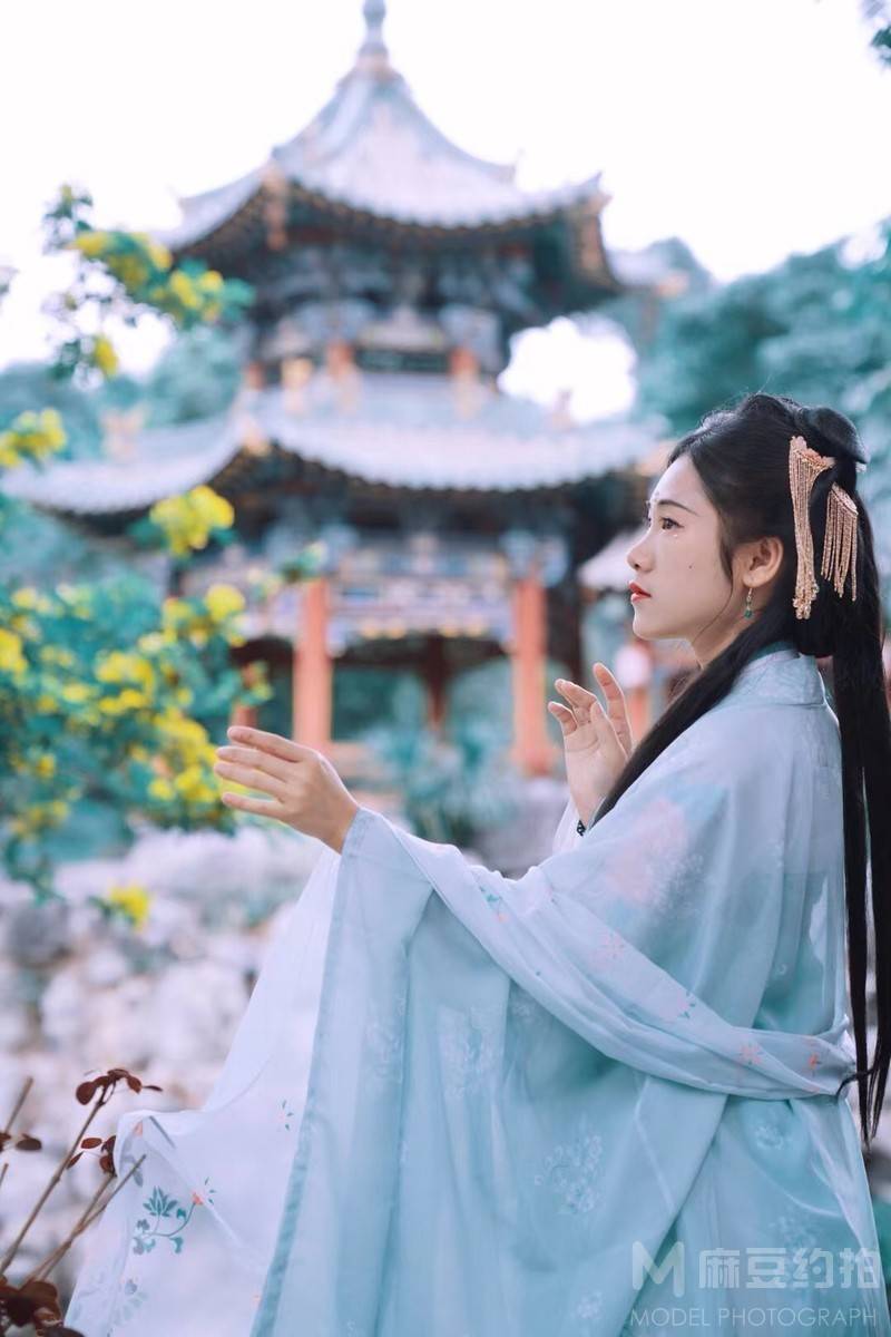 清新模特