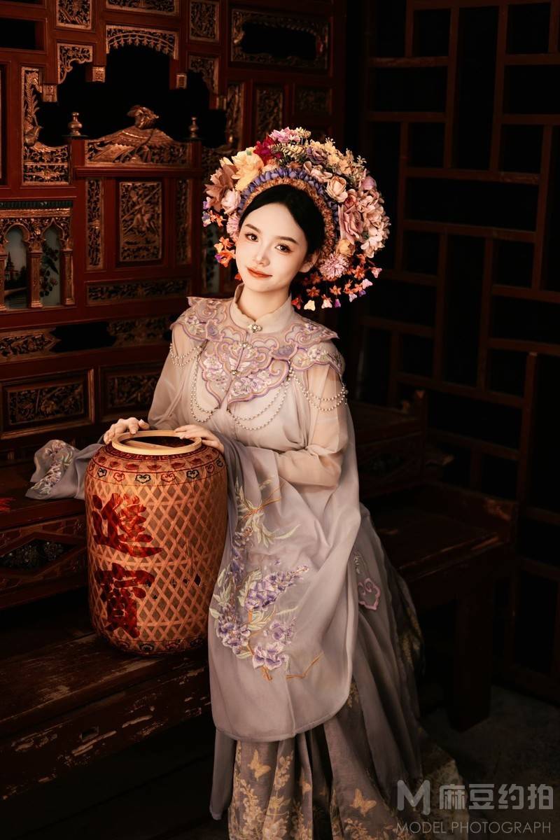 妆容模特