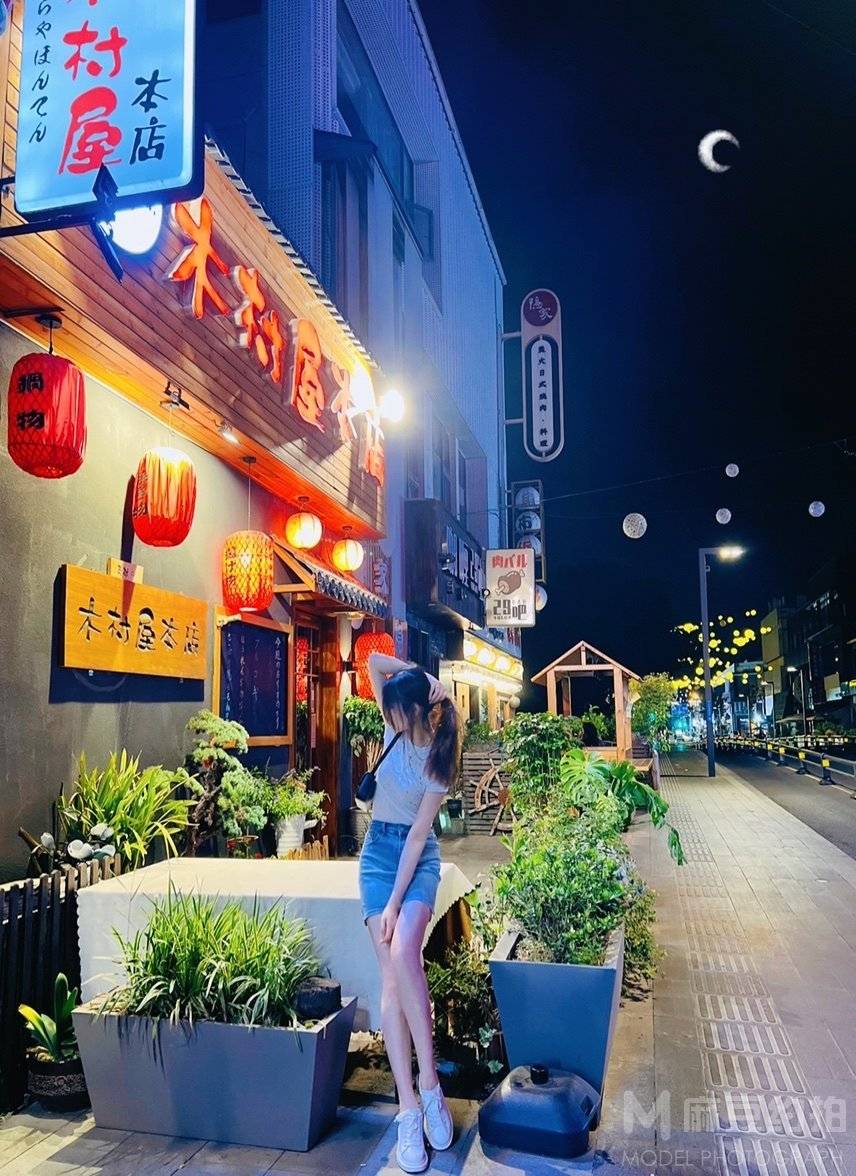 夜景模特