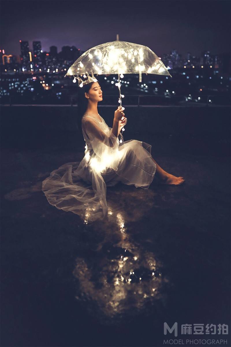 夜景模特