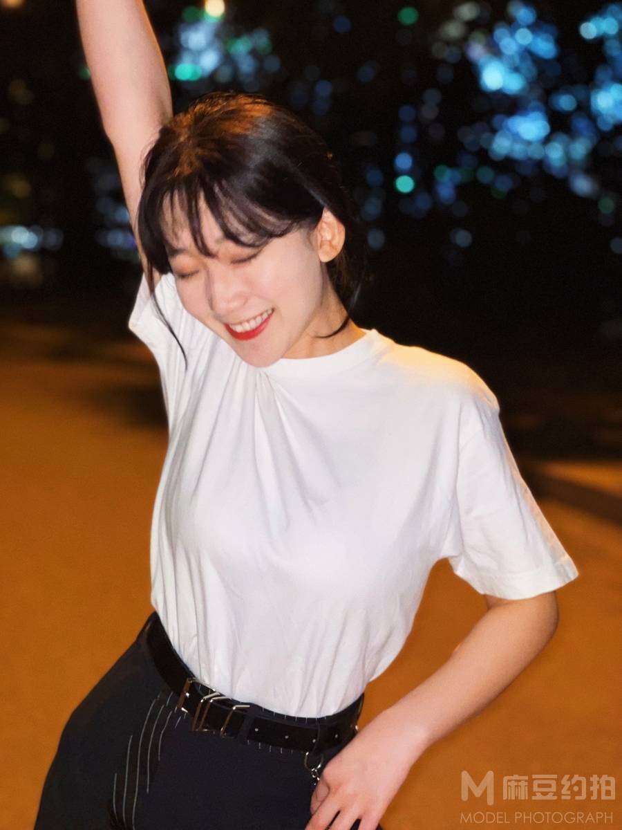 夜景模特