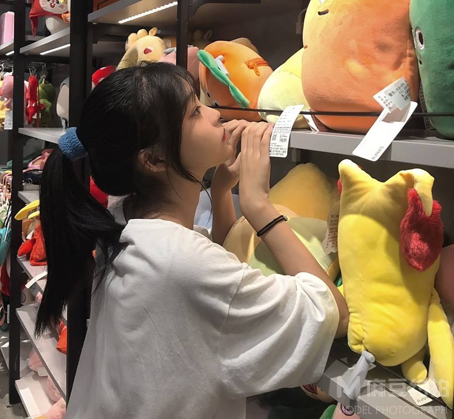 校园模特