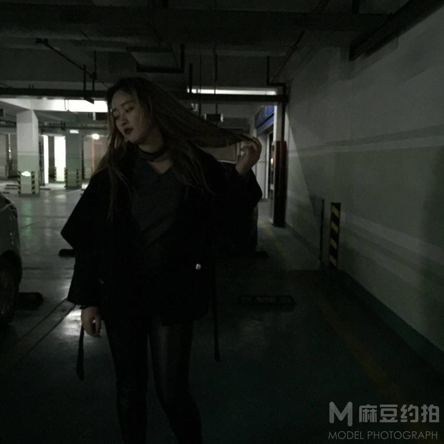 暗黑模特