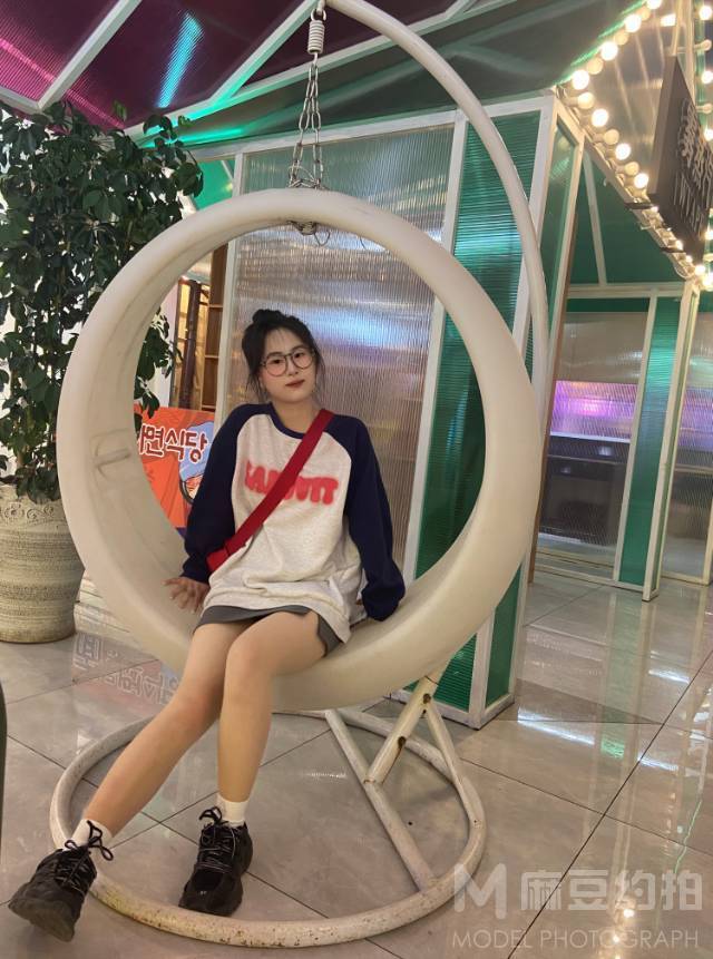 校园模特