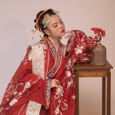 汉服模特