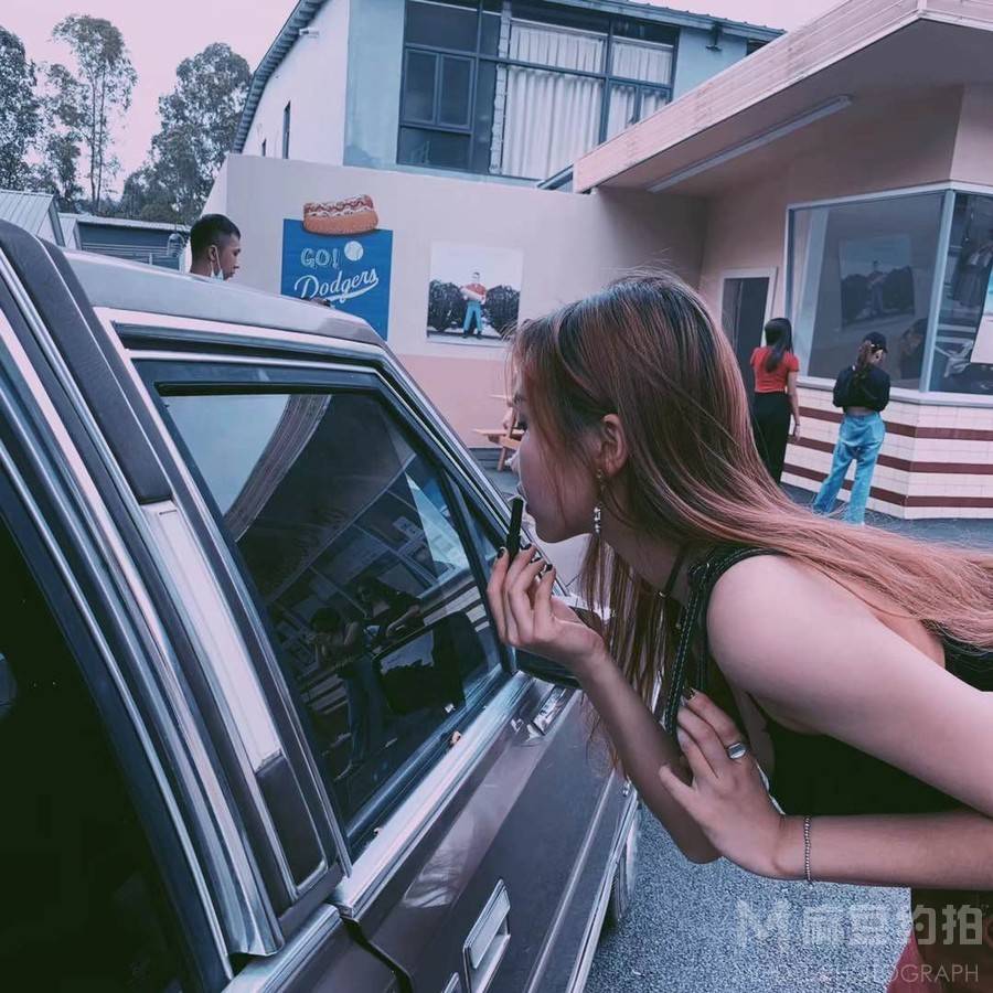 情绪模特